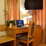 Karat 3* Warsaw