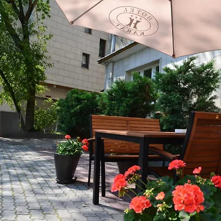 Alojamento de Acomodação e Pequeno-almoço Karat