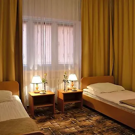 Bed and breakfast Karat 3*