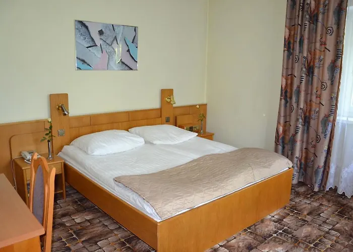 Karat Nocleg ze śniadaniem Warszawa