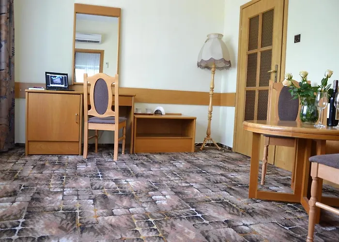 Nocleg ze śniadaniem Karat