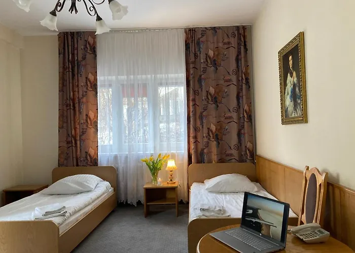 Bed & Breakfast Karat 3*