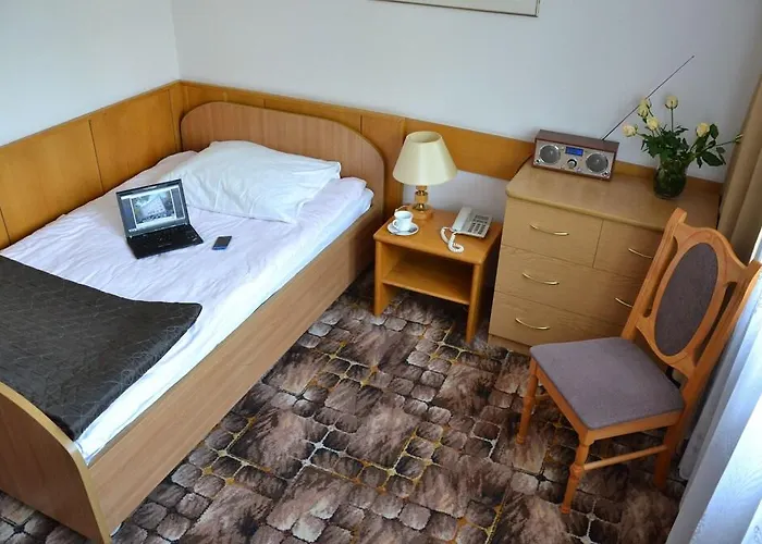 Karat Nocleg ze śniadaniem Warszawa