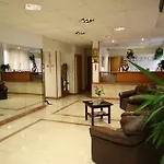 Alojamento de Acomodação e Pequeno-almoço Karat 3*